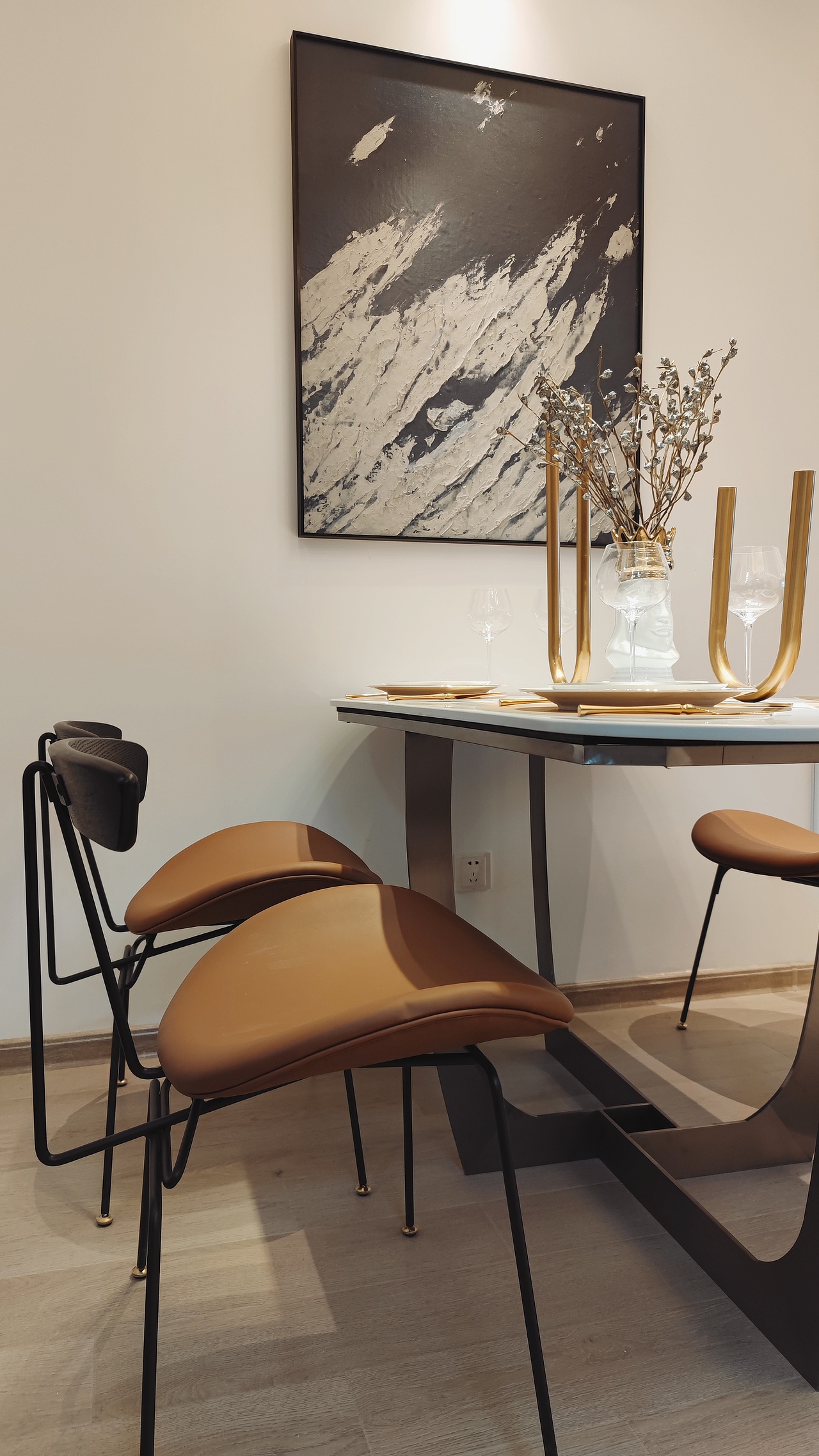 🍃摩登4❣️：✨现代潮流新体验❣️