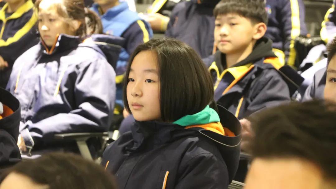 🦡导师带赚100-300🌔 @导师引领，共享100-300元收益新机遇