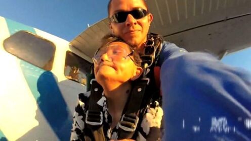 🍗真人DS👴：真实体验：老年人的勇敢挑战