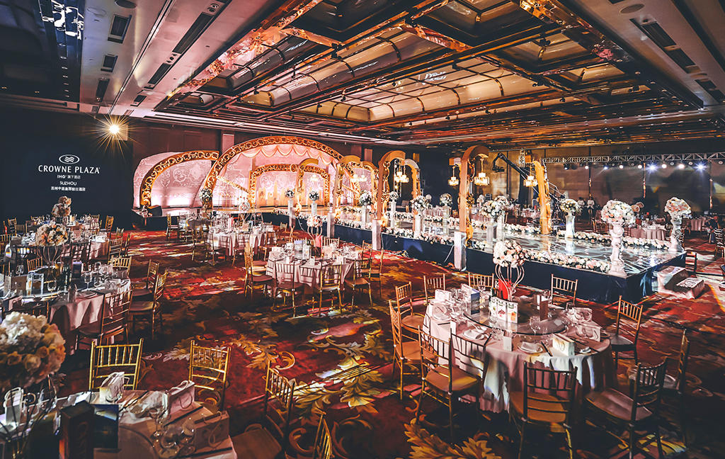 🤘welcometo欢迎光临皇冠🍽｜🎉尊享尊贵体验——皇冠餐厅盛情迎宾🍽